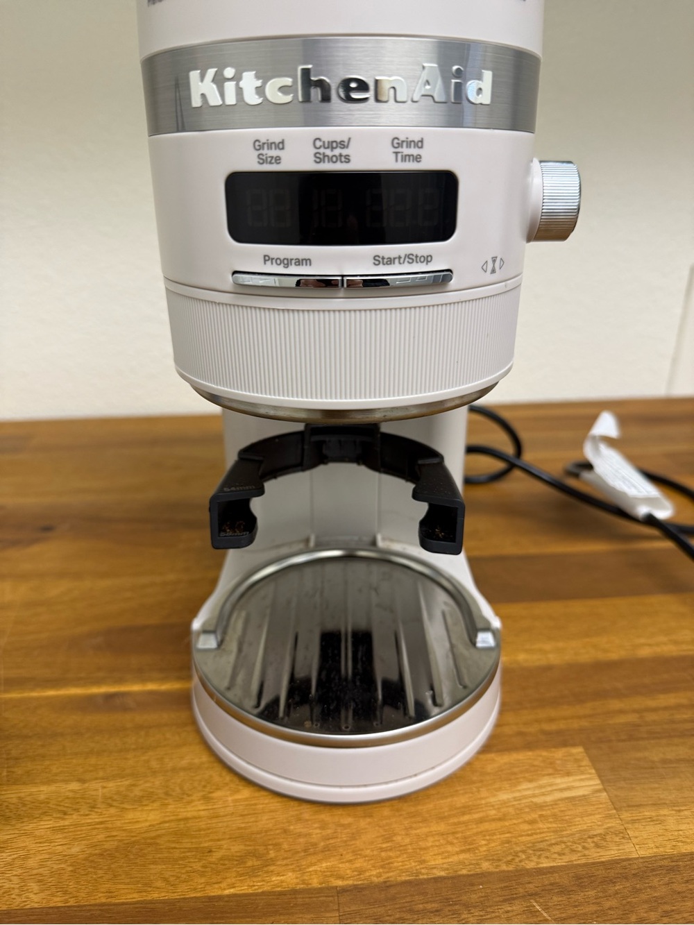 KitchenAid Burr Coffee Grinder 70-Setting Smart Dosing Color - Milkshake - Picture 5 of 6